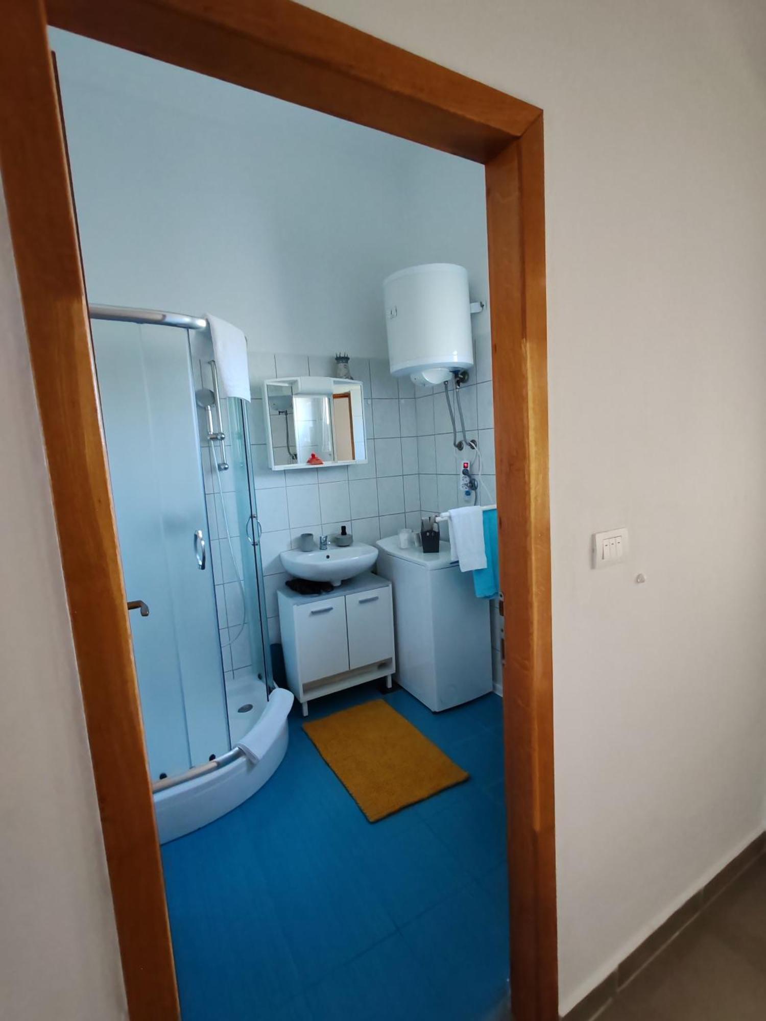 Apartman Olic Razanac Bagian luar foto